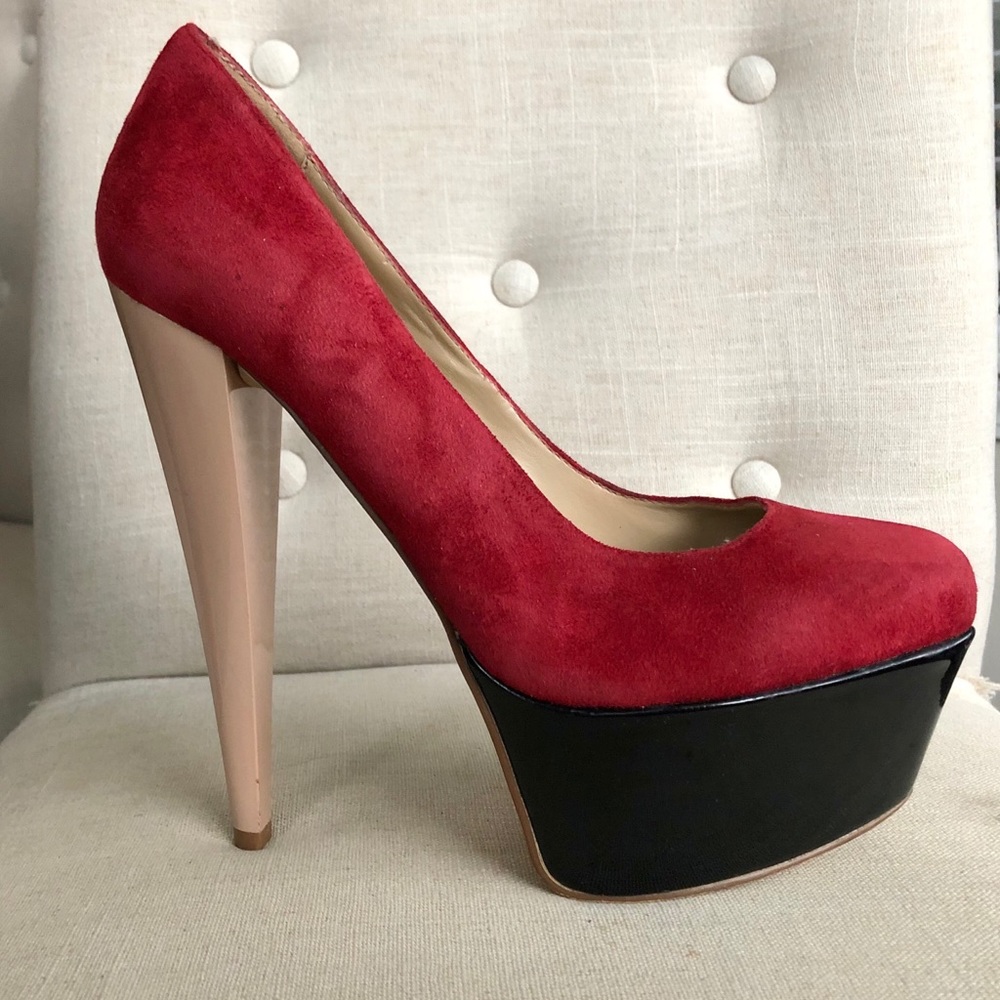 Aldo Heels, EUC